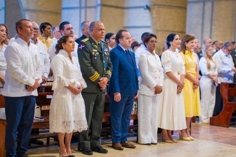 Alcaldesa Karina Aristy participa en la misa oficial por el Día de Nuestra Señora de la Altagracia