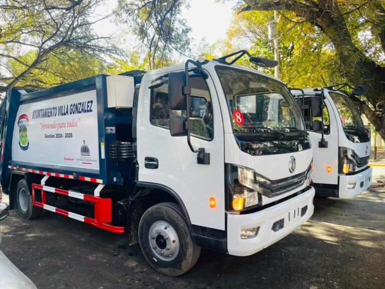Nuevos camiones compactadores serán incorporados en el Ayuntamiento de Villa González
