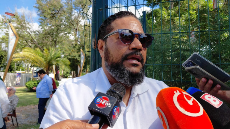 Nelson Carela destaca gestión histórica e inclusiva del alcalde Ulises Rodríguez en Santiago