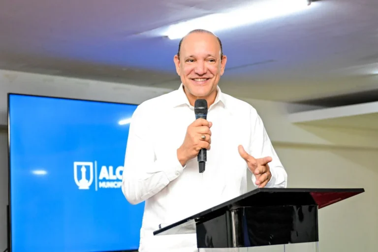 Alcalde Ulises Rodríguez afirma Santiago se consolida como capital de grandes eventos