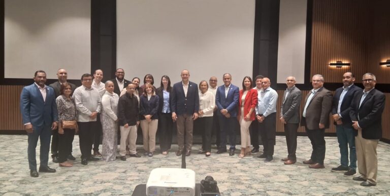 Asociación de Hoteles y Turismo de la Provincia de Santiago presenta avances del sector al alcalde Ulises Rodríguez