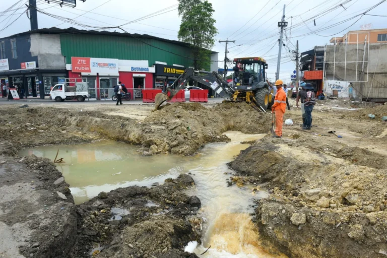 CAASD interviene tres grandes averías que afectan el suministro de agua en el Gran Santo Domingo