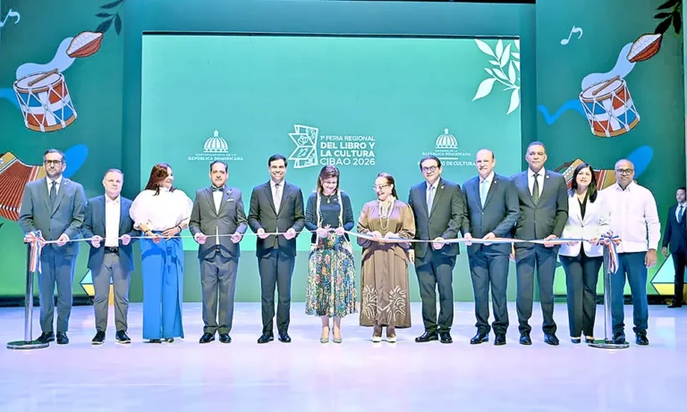 Vice y Ministerio de Cultura inauguran Feria Regional Libro