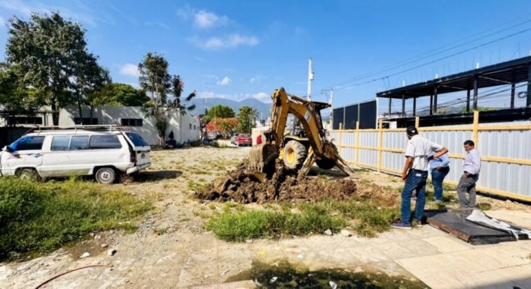 Inician trabajos de readecuación de la entrada principal de Jarabacoa
