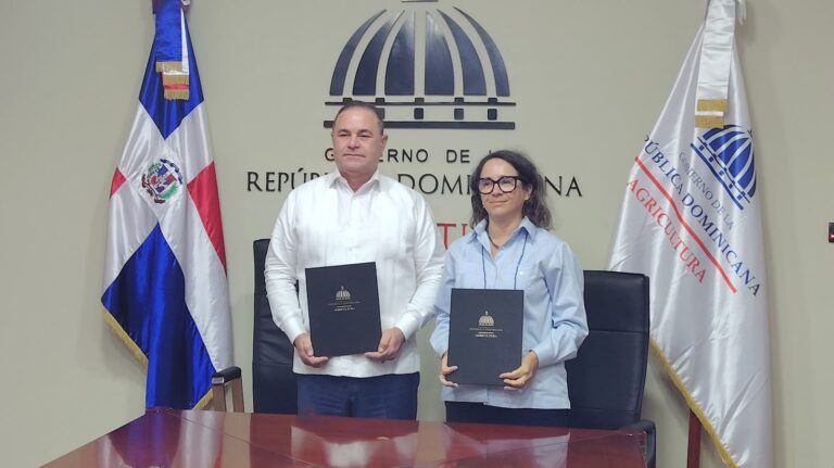 Agricultura e IICA fortalecen cooperación para impulsar la mecanización y modernización del sector agropecuario