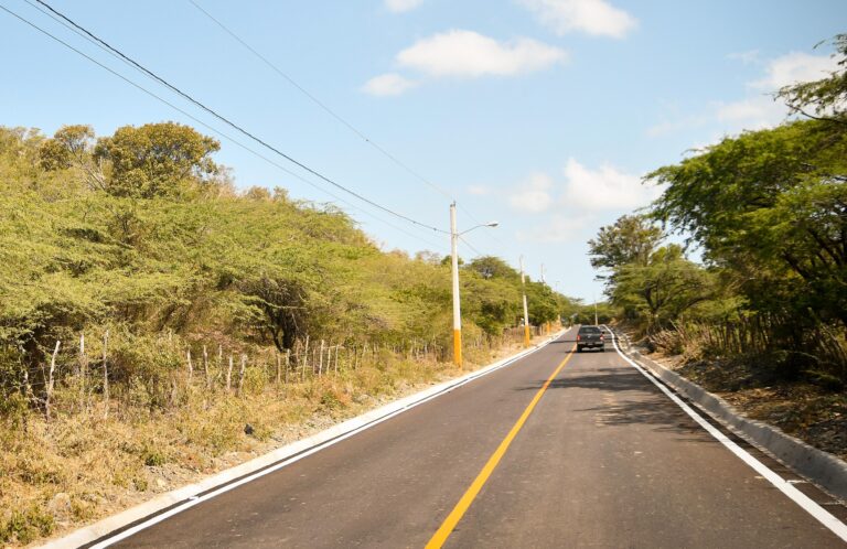 Tras 60 años de espera, presidente Abinader inaugura la carretera Hatillo Palma-Derramadero-Agua de Luis que beneficia a más de 32,000 personas en Montecristi