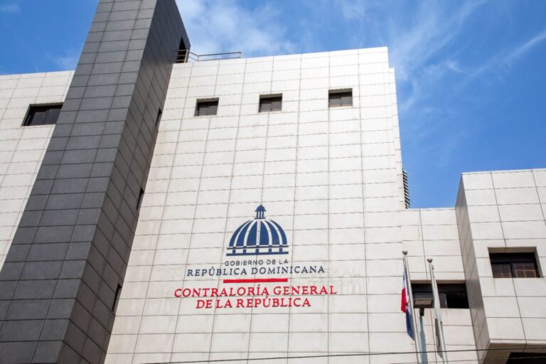 Contraloría emite segunda normativa que regula las cesiones de contratos