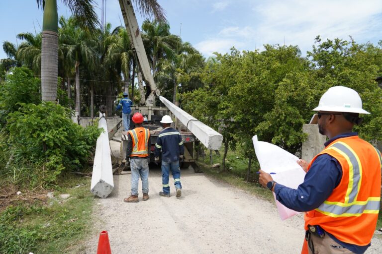 Inician programa de rehabilitación y expansión de redes eléctricas con inversión superior a RD 1,907 millones