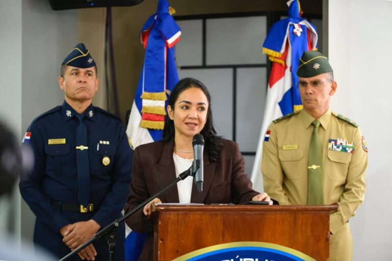 Ministra de Interior y Policia: “No vamos a desistir en nuestro empeño de transformar la Policía”, y promete cero impunidad ante abusos