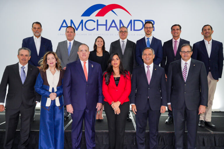 Ministro Magín Díaz: La economía de RD responde positivamente pese a la incertidumbre persistente