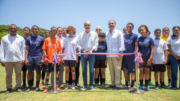 Entregan moderno Centro de Iniciación Deportiva en el Hogar Escuela Santo Domingo Savio