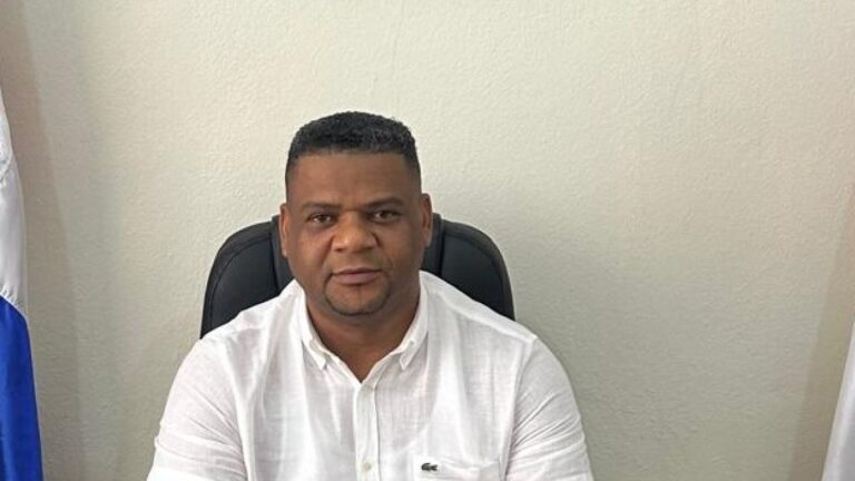 Autoridades y residentes de La Cuaba afirman no permitirán comunidad sea convertida en «vertedero»
