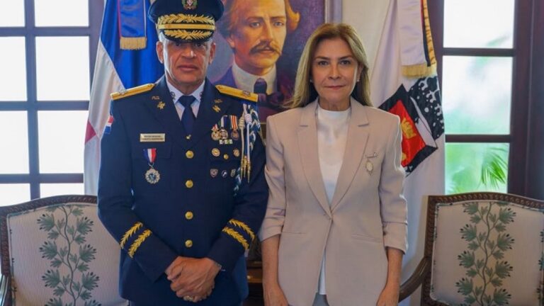 Policía Nacional y Alcaldía del Distrito Nacional coordinan acciones para fortalecer la seguridad ciudadana