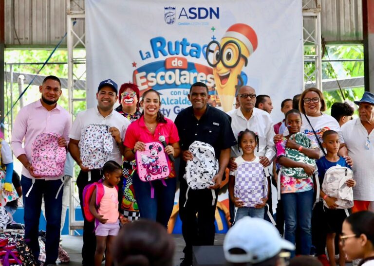 Alcaldesa Betty Gerónimo inicia “La Ruta Escolar” con entrega de útiles en beneficio de 11 mil niños de SDN – El Nuevo Diario (República Dominicana)
