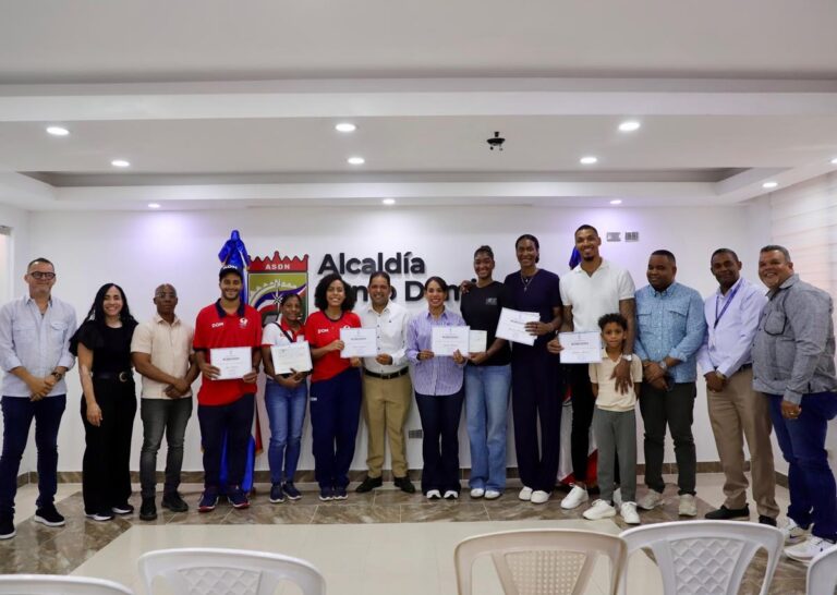 Alcaldesa de SDN entrega RD$40 mil a atletas que ganaron medallas en Juegos 2026 – El Nuevo Diario (República Dominicana)