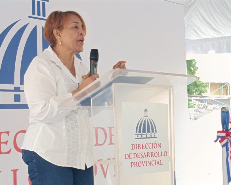 Alcaldesa de Tamayo agradece al Gobierno de Luis Abinader por inicio de mercado municipal – El Nuevo Diario (República Dominicana)