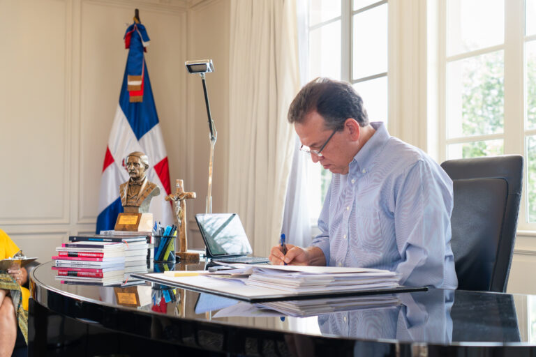 Canciller Víctor Bisonó y secretario de Estado Marco Rubio conversan sobre prioridades de la relación entre República Dominicana y Estados Unidos