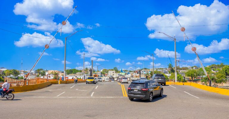 MOPC cerrará por dos horas el puente flotante este sábado