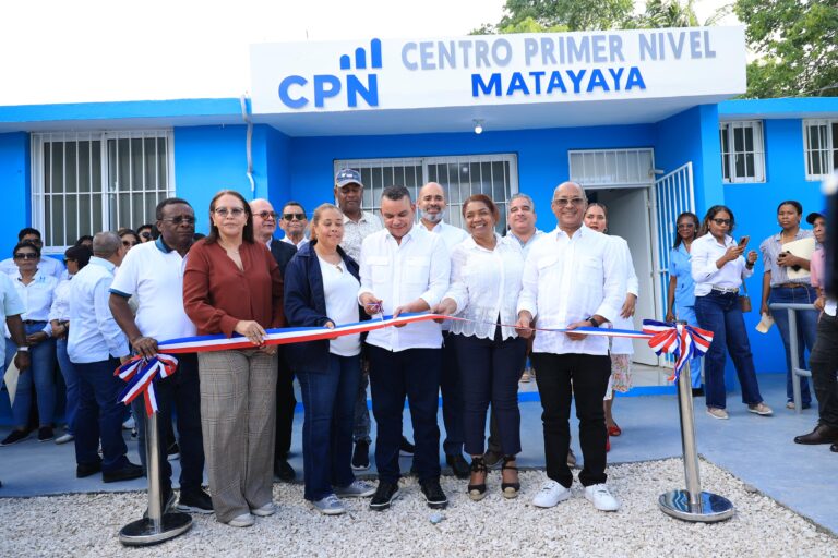 SNS entrega Centro de Primer Nivel de Atención Matayaya, en San Juan