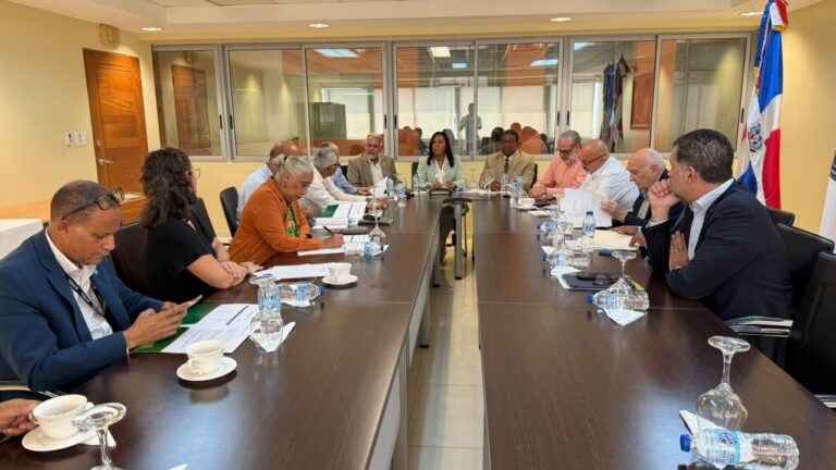 UASD, Gobierno y sociedad civil conforman comité para impulsar la Mesa de Desarrollo Rural Territorial