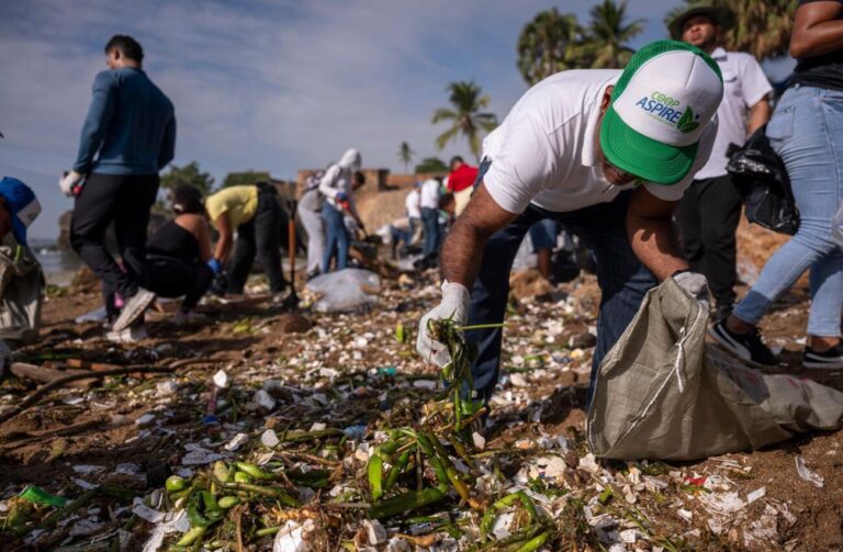 Medio Ambiente realiza Jornada Nacional de Limpieza de Playas y Riberas de Ríos 2026 “De la Cuenca al Mar”