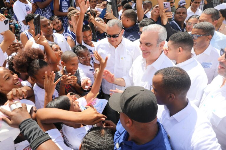 Presidente Luis Abinader inaugurará una estancia infantil en el Distrito Nacional y dos carreteras en El Seibo
