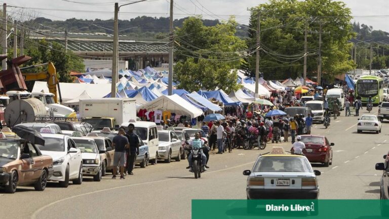 Anuncian medidas para mejorar el tránsito en el Merca Santo Domingo por comercio de pulga