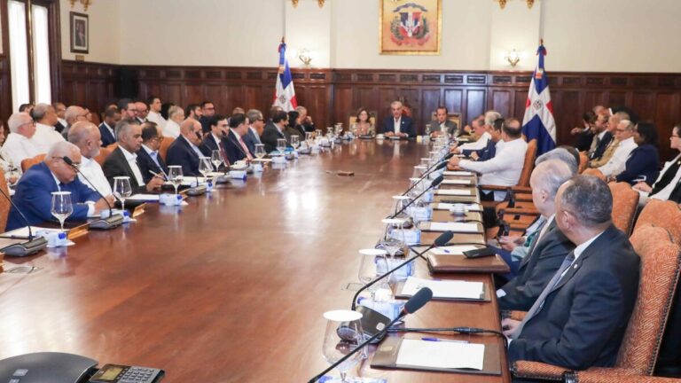 «Estamos perdiendo terrenos agrícolas», Gobierno inicia ruta para plan de ordenamiento territorial