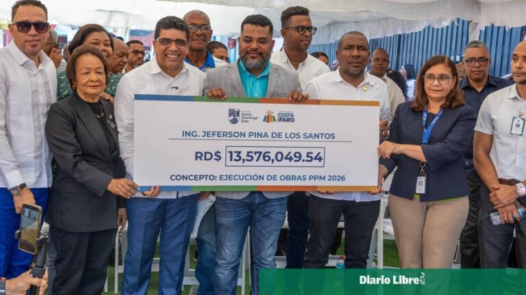 Alcalde Dío Astacio anuncia RD$1,538 millones para obras elegidas por las comunidades