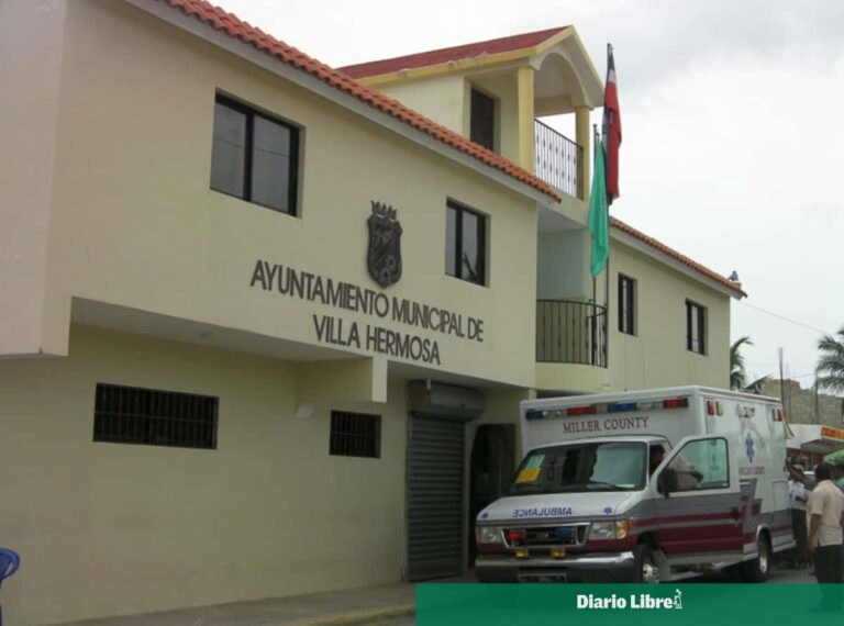 Juez ordena sesionar a Concejo de Regidores de municipio de La Romana y conocer caso de regidora