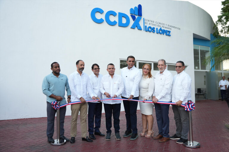 SNS entrega renovado Centro Clínico y Diagnóstico Los López en Moca