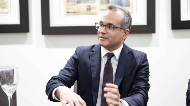 Presupuesto 2027 volvería a rebasar la regla fiscal