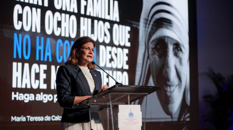 Vicepresidenta Raquel Peña destaca reducción de la pobreza en República Dominicana y llama a fortalecer las oportunidades para las familias