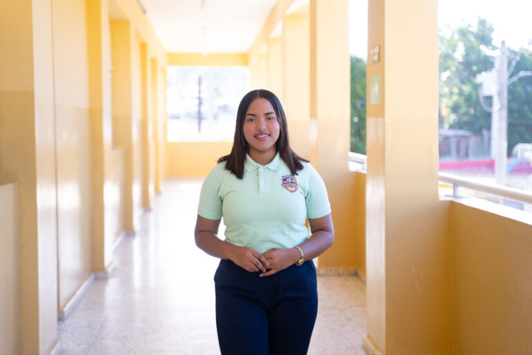 Gobierno lanza iniciativa “Estudiante de la Semana” para reconocer el talento y los aportes de los alumnos